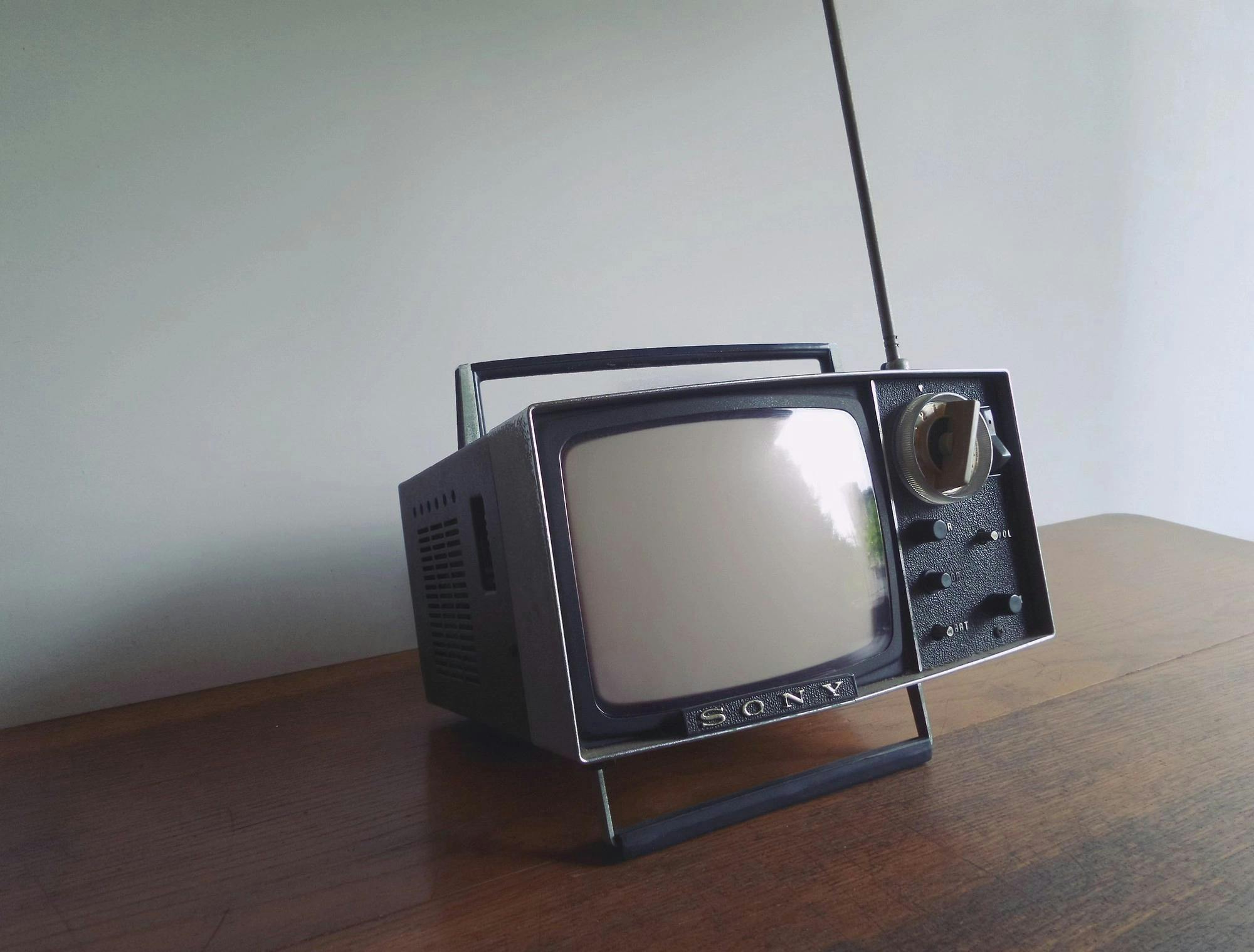 Photo d'une vieille télévision